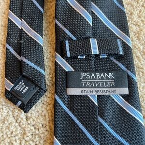 Jos. A. Bank Silk ‘Traveler’ Neck Tie (61” long)